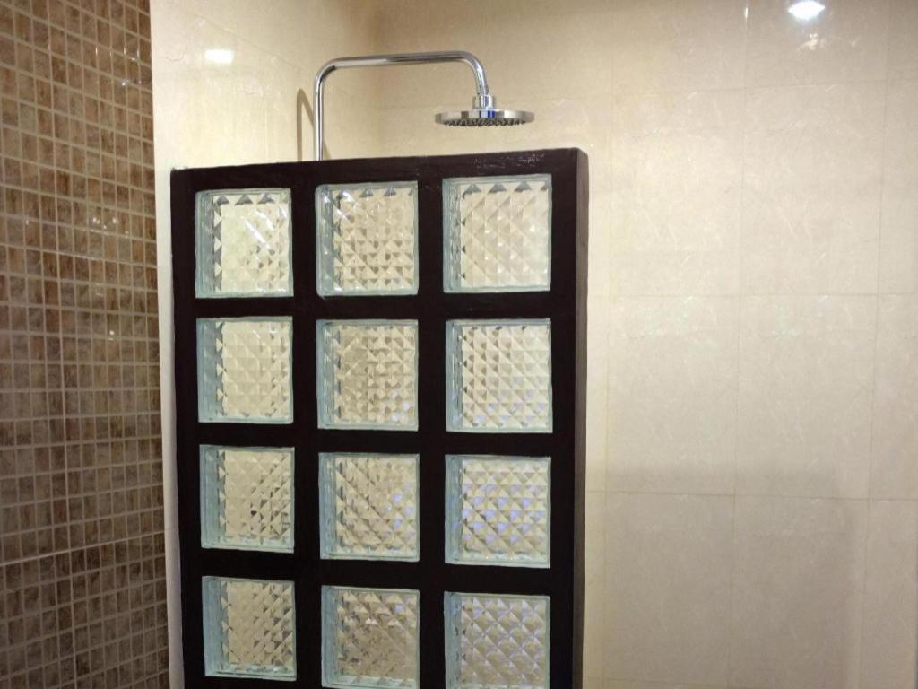 Peridot Suites Davao Екстер'єр фото