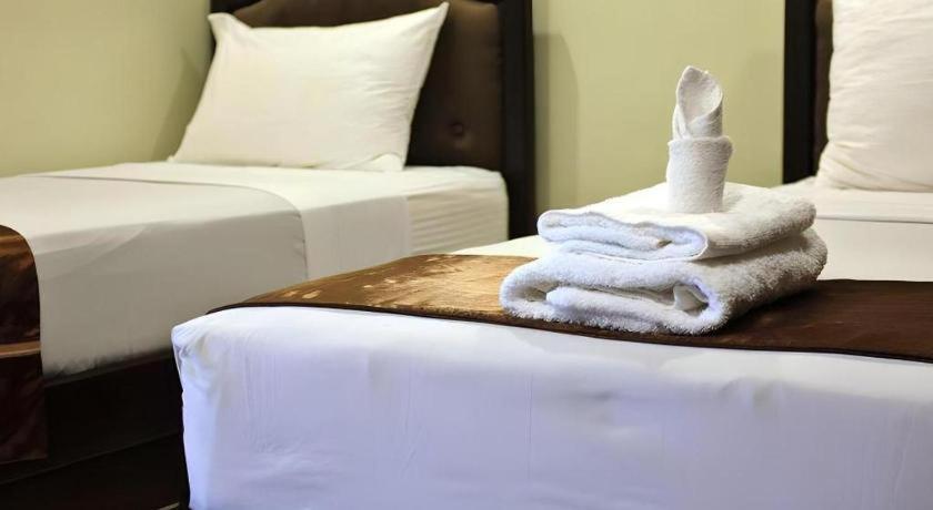 Peridot Suites Davao Екстер'єр фото