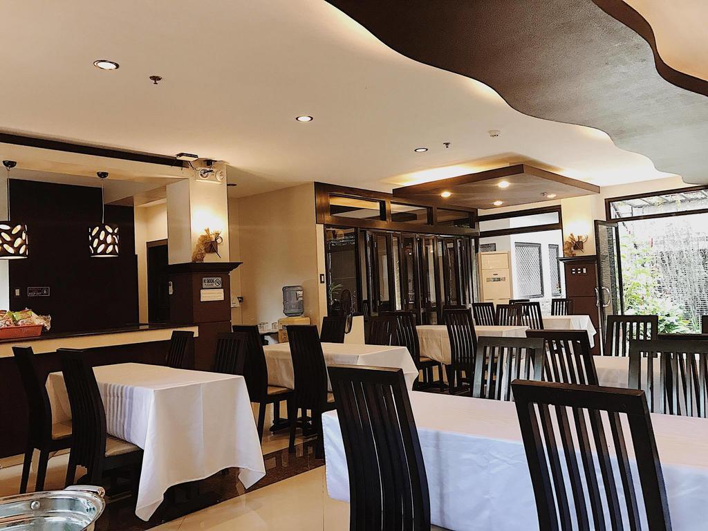 Peridot Suites Davao Екстер'єр фото