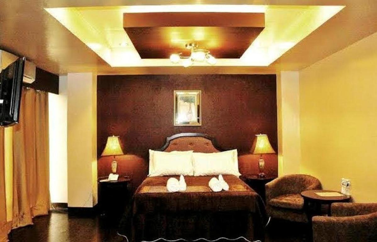 Peridot Suites Davao Екстер'єр фото